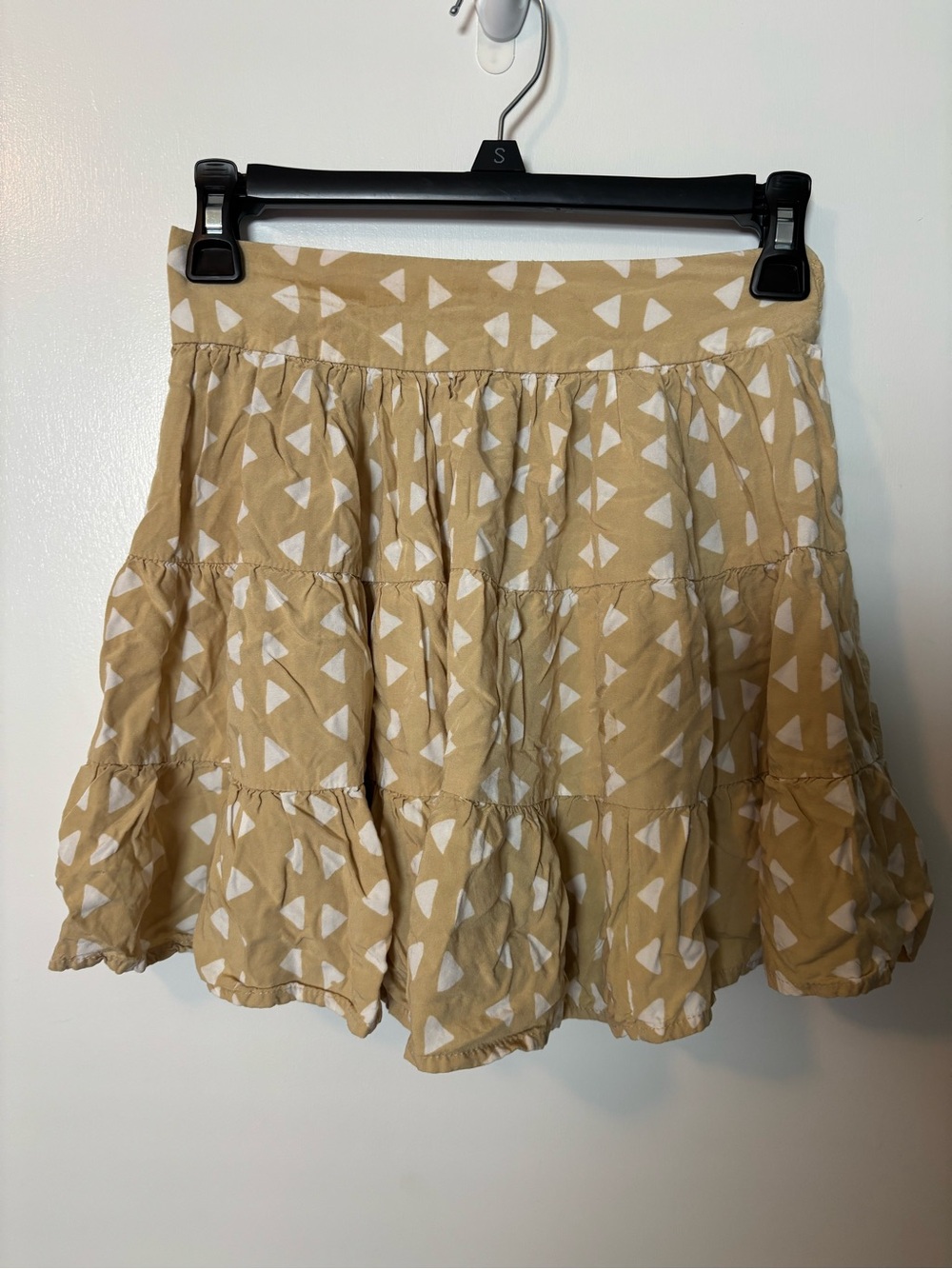Flirty Girly Laid Back Lived In Tiered Beige Skater Mini Skirt XS
